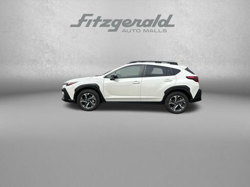 Used 2024 Subaru Crosstrek 2.0i Premium AWD/4WD image 5