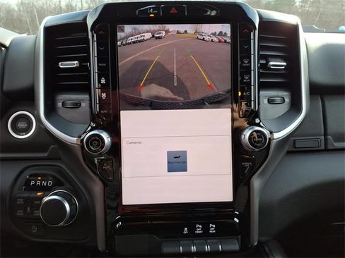 New 2026 RAM 1500 4x4 Crew Cab image 22