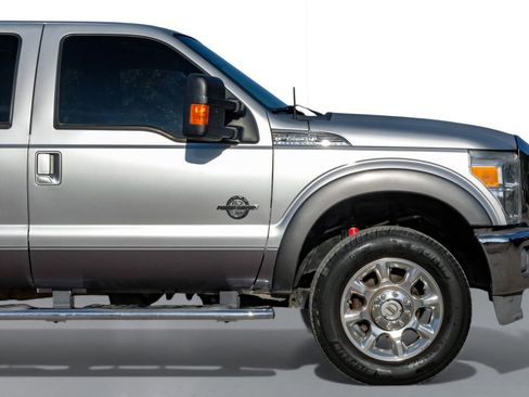 Used 2012 Ford F250 Lariat w/ Lariat Ultimate Pkg image 7