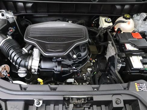 Used 2017 Cadillac XT5 Luxury w/ Driver Awareness Package AWD/4WD image 26