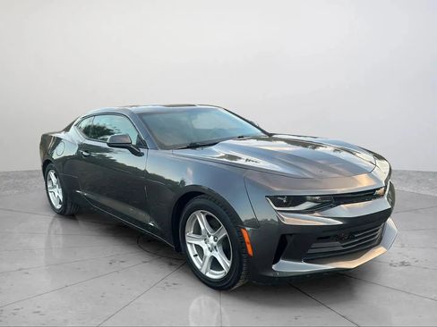 Used 2016 Chevrolet Camaro LT image 3