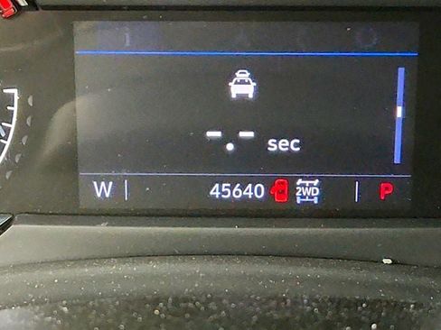 Used 2023 Cadillac XT4 Sport w/ Sun And Sound Package AWD/4WD image 16
