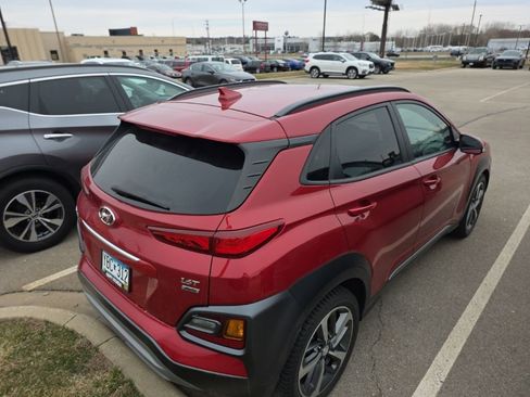 Used 2019 Hyundai Kona Limited w/ Cargo Package image 3