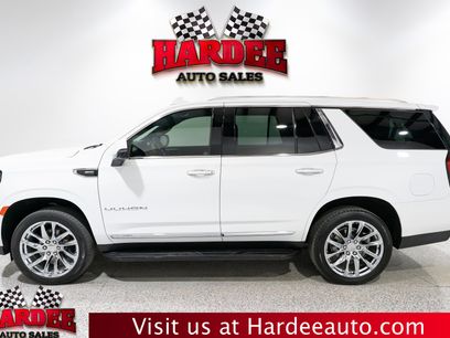 Used 2022 GMC Yukon SLT w/ SLT Premium Package