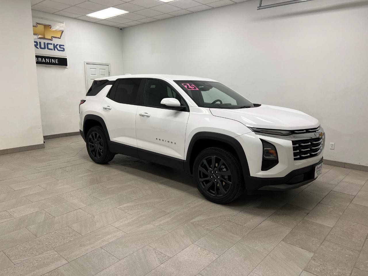 Used 2025 Chevrolet Equinox LT FWD image 74