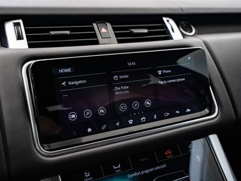 Used 2019 Land Rover Range Rover Sport HSE image 34