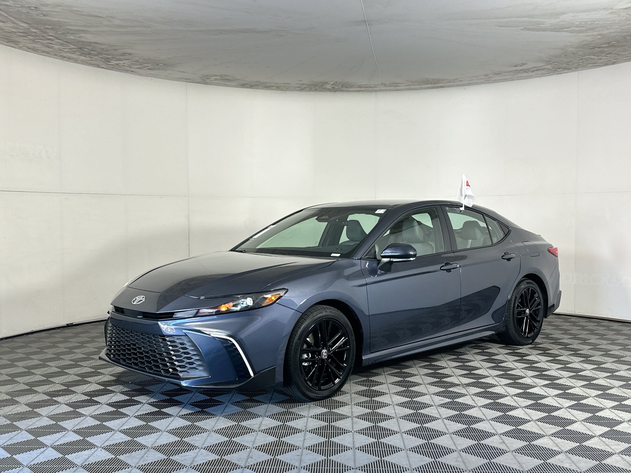 Certified 2026 Toyota Camry SE FWD image 7