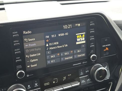 Used 2021 Toyota Highlander XSE image 31