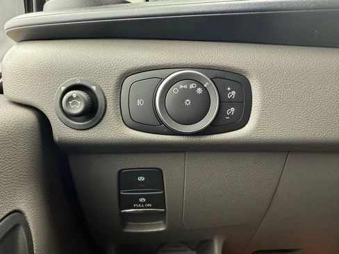 New 2025 Ford Transit 250 Base w/ Exterior Upgrade Package image 40