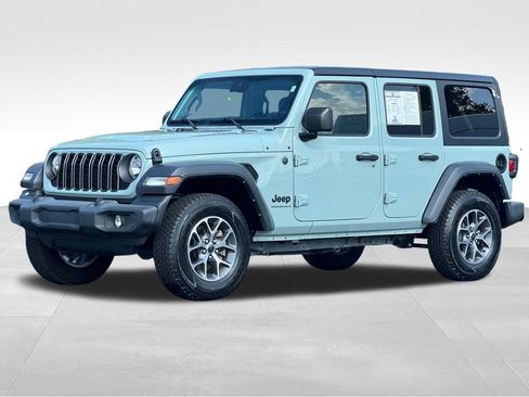 Used 2024 Jeep Wrangler Unlimited Sport AWD/4WD image 3