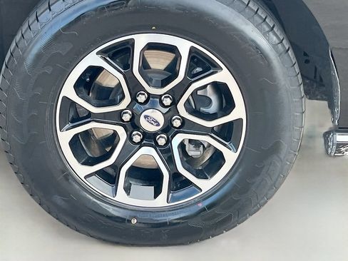 Used 2024 Ford Expedition Max Platinum AWD/4WD image 33