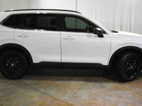 Certified 2025 Honda CR-V Sport image 10