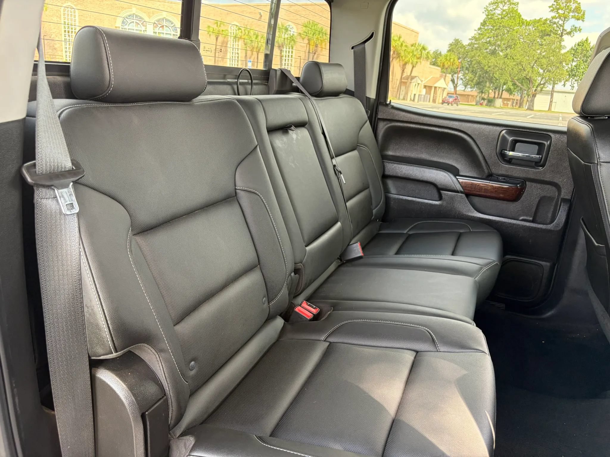 Used 2018 GMC Sierra 1500 SLT w/ Texas SLT Premium Package AWD/4WD image 17