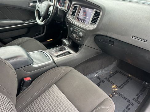 Used 2023 Dodge Charger SXT image 14