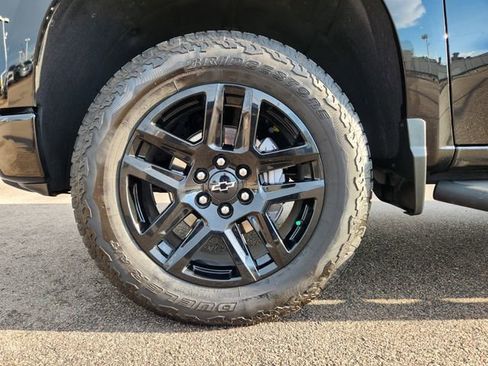 Certified 2025 Chevrolet Silverado 1500 LT Trail Boss w/ Convenience Package II AWD/4WD image 17