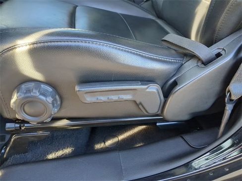 Used 2020 Jeep Wrangler Unlimited Sahara image 23