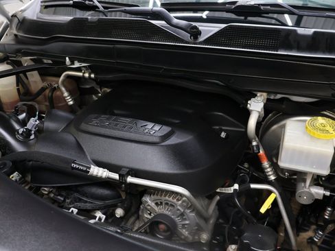 Used 2022 RAM 3500 Tradesman w/ Chrome Appearance Group image 25