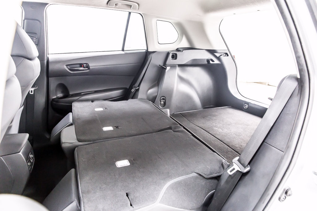 Used 2022 Toyota Corolla Cross LE FWD image 37