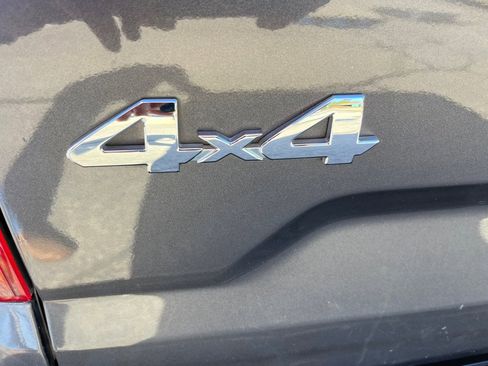 Used 2017 Toyota Tundra 1794 Edition image 12