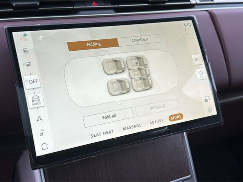 New 2025 Land Rover Range Rover SE image 19