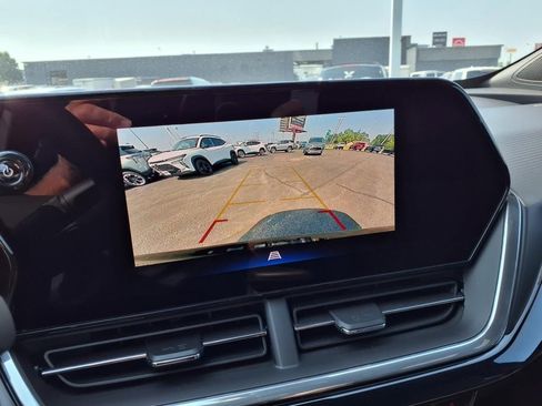 New 2025 Chevrolet Trax RS image 16