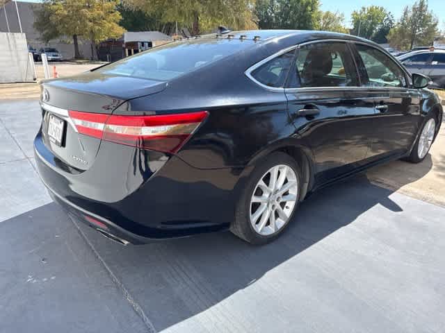 Used 2015 Toyota Avalon Limited FWD image 2