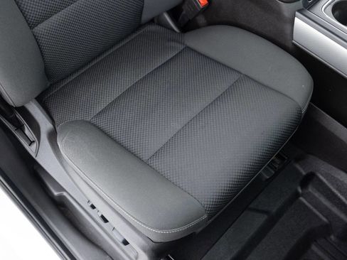 Used 2018 Chevrolet Silverado 1500 LT w/ All Star Edition image 29