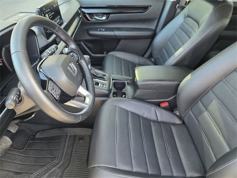 Used 2025 Honda CR-V EX-L image 9
