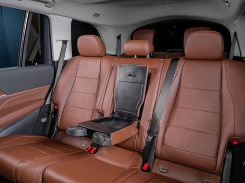 New 2026 Mercedes-Benz GLS 450 4MATIC image 32