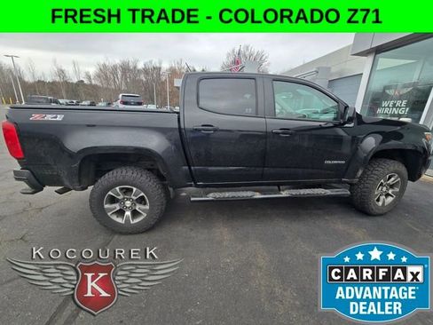 Used 2015 Chevrolet Colorado Z71 AWD/4WD image 2