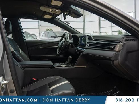 Used 2025 Toyota Camry SE FWD image 20