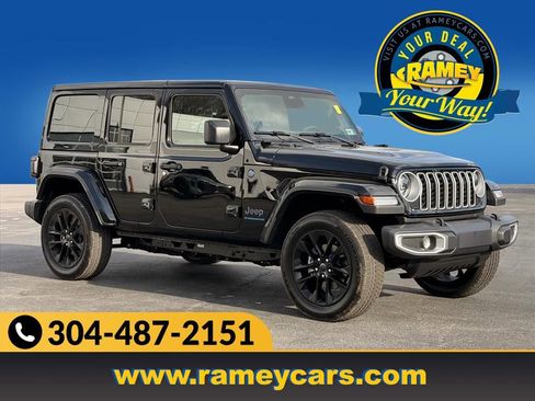 Used 2025 Jeep Wrangler Unlimited Sahara w/ Safety Group image 1