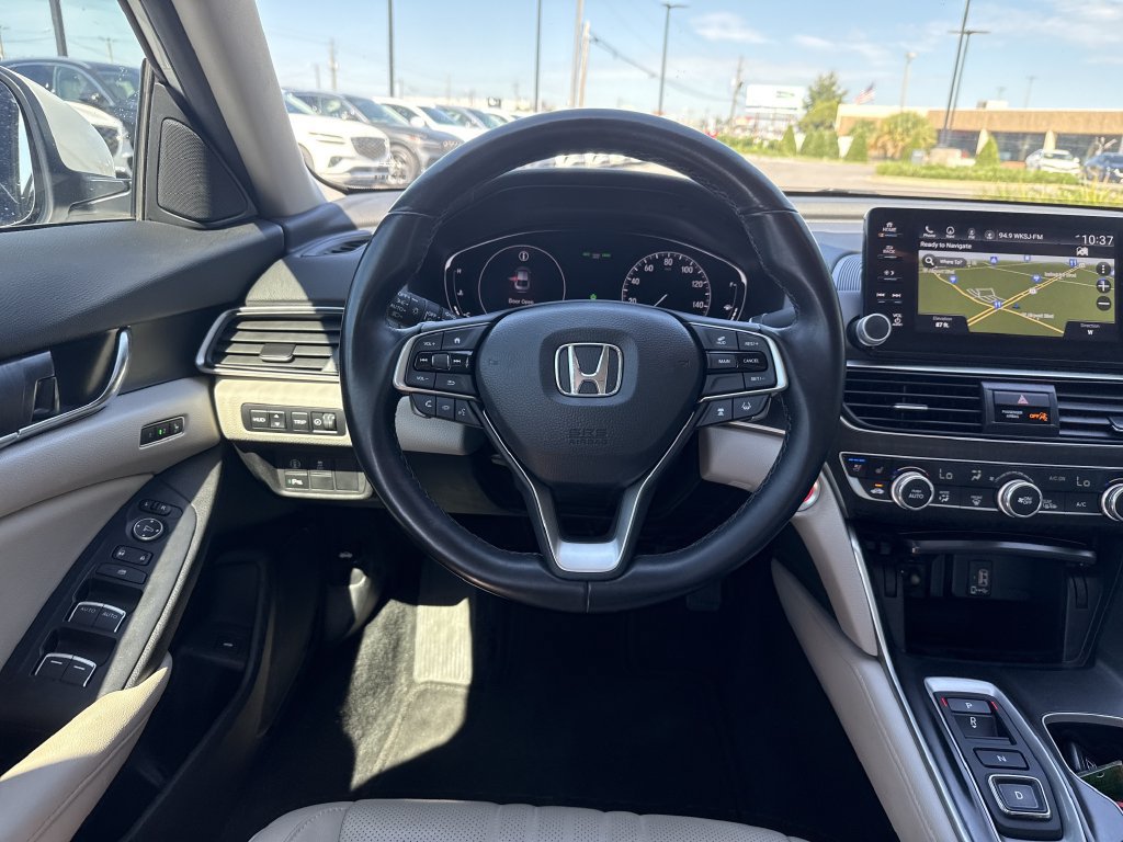Used 2020 Honda Accord Touring image 14