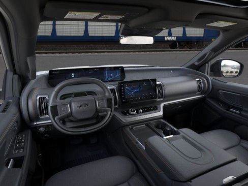 New 2025 Ford Expedition Tremor image 9
