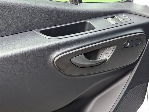 New 2025 Mercedes-Benz Sprinter 2500 image 9