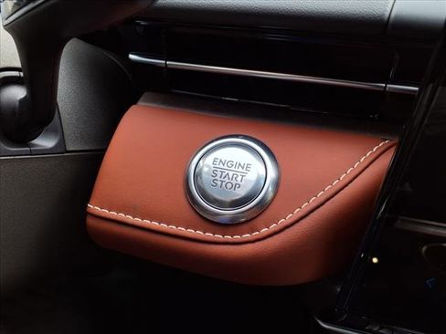 New 2025 Lincoln Nautilus Black Label image 10