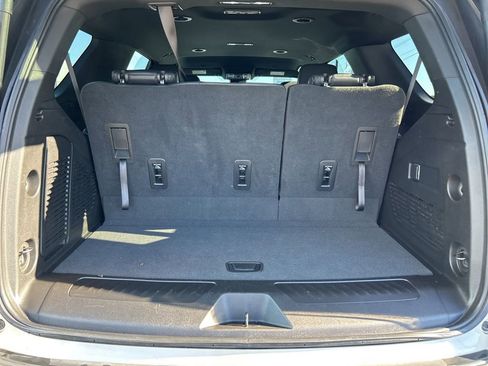 Used 2023 Chevrolet Tahoe LT image 8