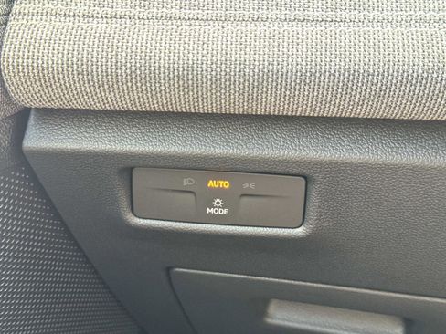 New 2026 Volkswagen Tiguan S image 29