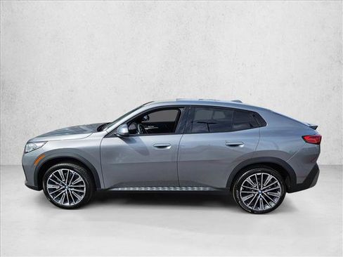 New 2026 BMW X2 xDrive28i w/ Convenience Package image 5