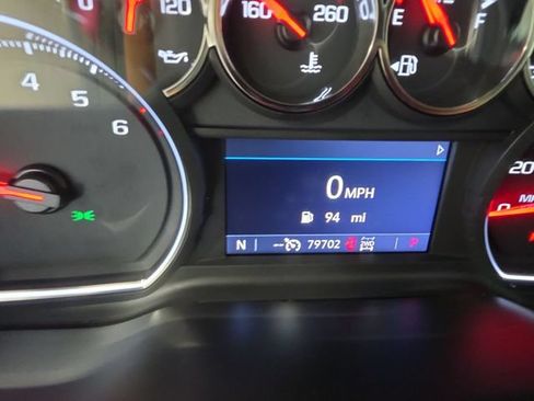 Used 2019 Chevrolet Silverado 1500 RST AWD/4WD image 11
