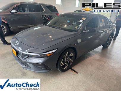 Used 2025 Hyundai Elantra Sport