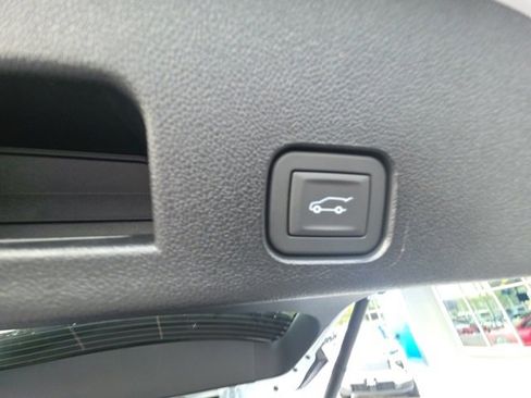 New 2026 Chevrolet Traverse LT image 31