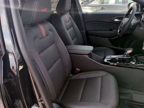 New 2026 Chevrolet Trax RS w/ Sunroof Package FWD image 27