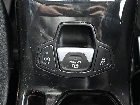 Used 2022 Jeep Renegade Altitude w/ Sun/Sound Group image 27