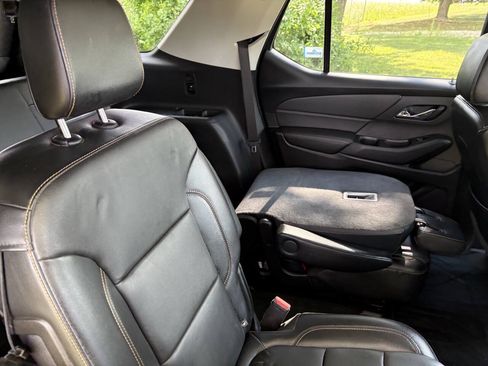 Used 2018 Chevrolet Traverse LT w/ LPO, Floor Liner Package AWD/4WD image 33