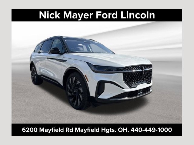New 2026 Lincoln Nautilus Reserve w/ Jet Appearance Package AWD/4WD image 1