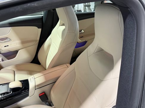 Used 2020 Mercedes-Benz CLA 250 image 22