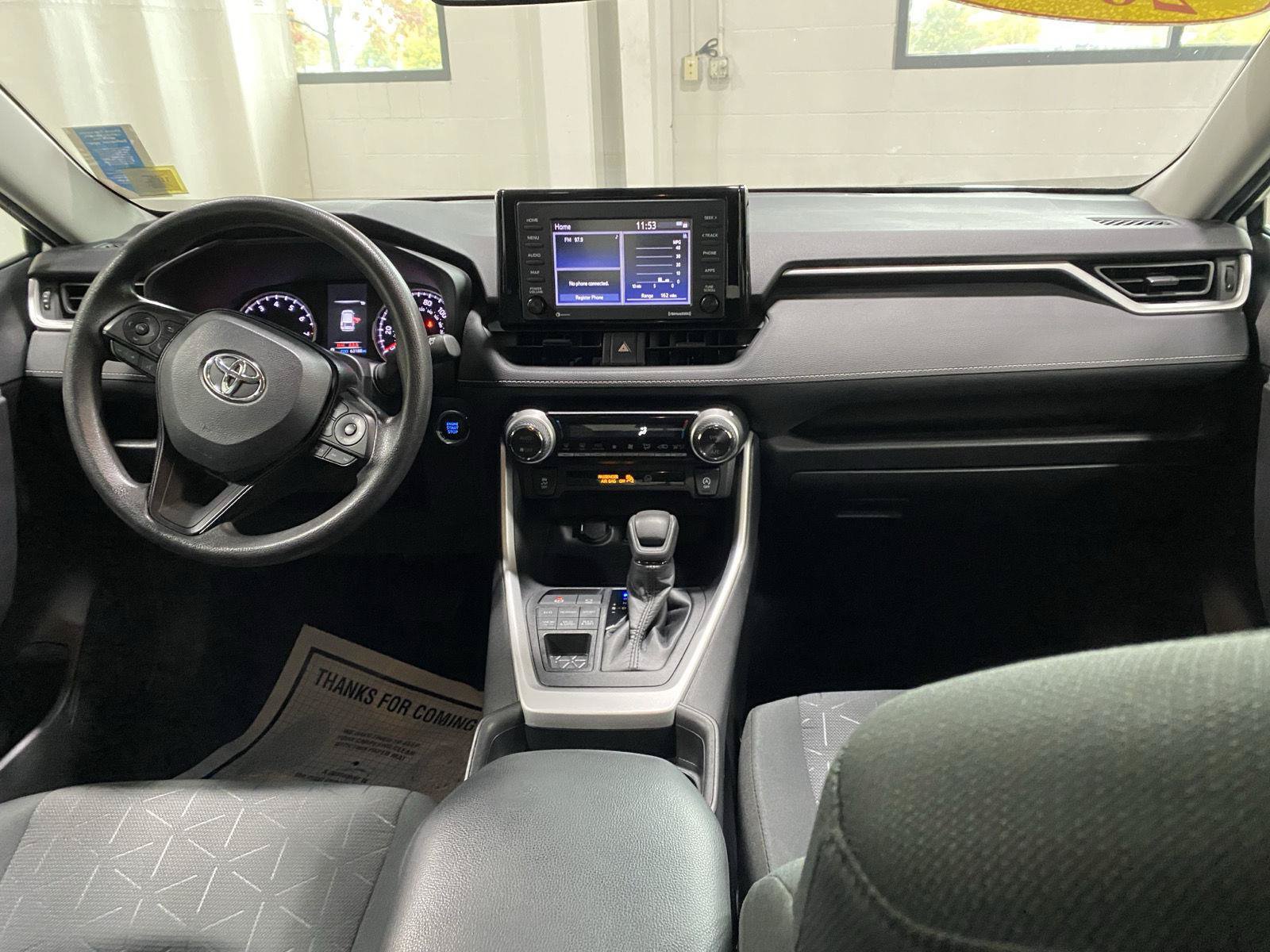 Used 2021 Toyota RAV4 XLE AWD/4WD image 14