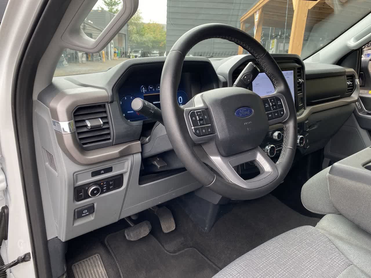 Used 2025 Ford F150 XLT w/ Equipment Group 301A Standard AWD/4WD image 2