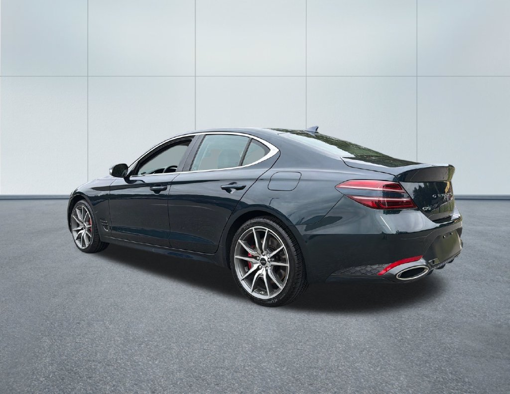 Used 2025 Genesis G70 2.5T RWD image 6